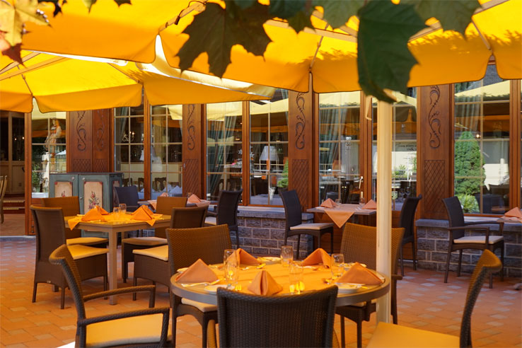 Romantik Hotel Schweizerhof, terrace
