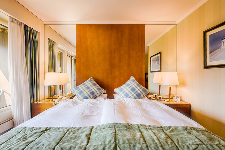 Hotel Royal Plaza Montreux, terrace