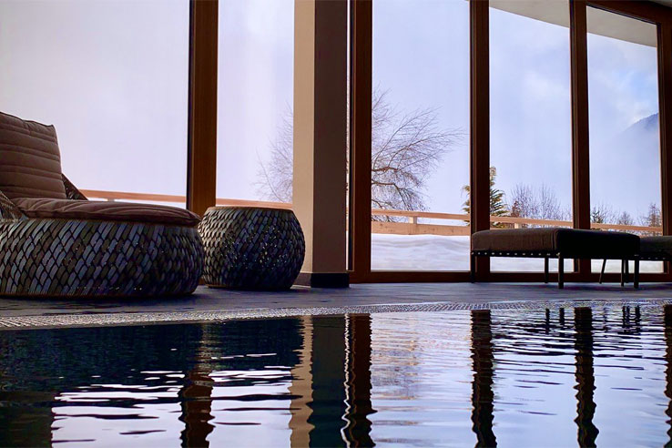 Hotel Viu, therapy pool